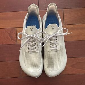 Men's Cream Sneakers